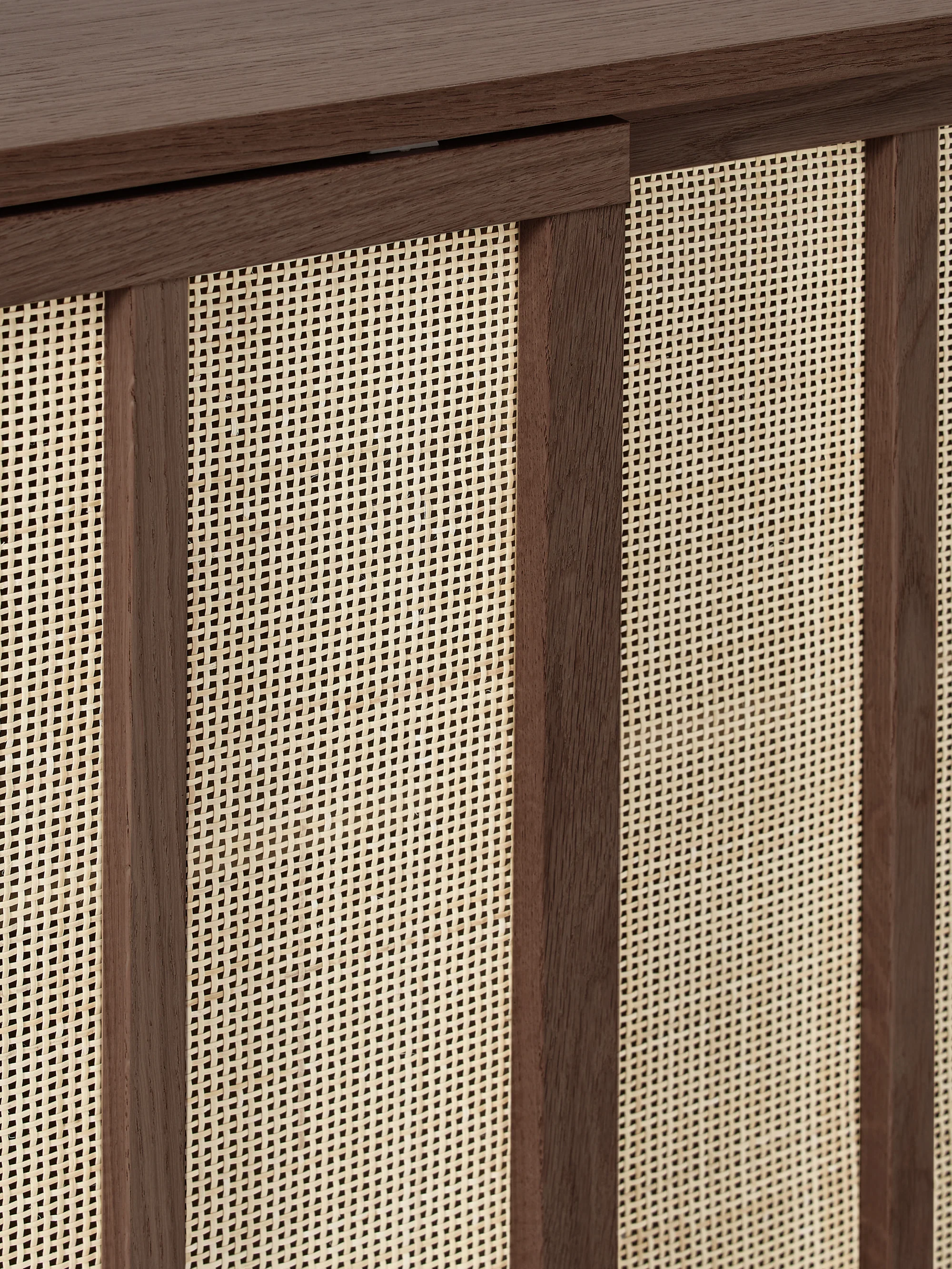 Dressoir Echo met rotan voorzijde
