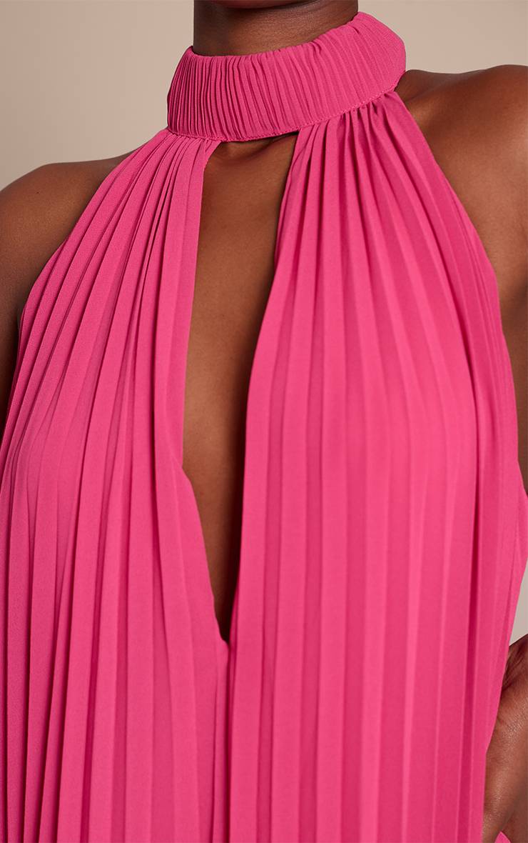 Rose Vif Robe Longue Plissée À Col Montant