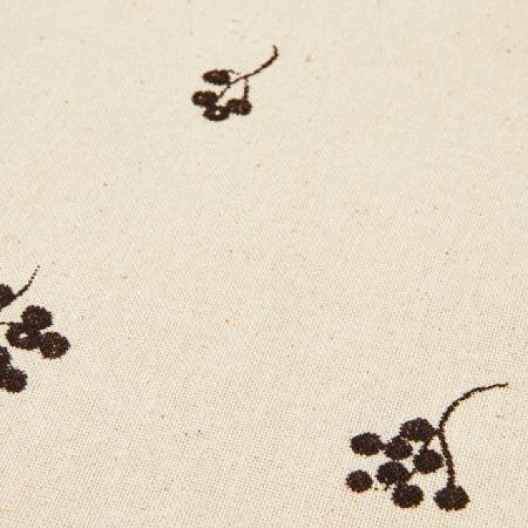 Ferm Living Baies tafelkleed 240x150 Naturel/Dark Chocolate