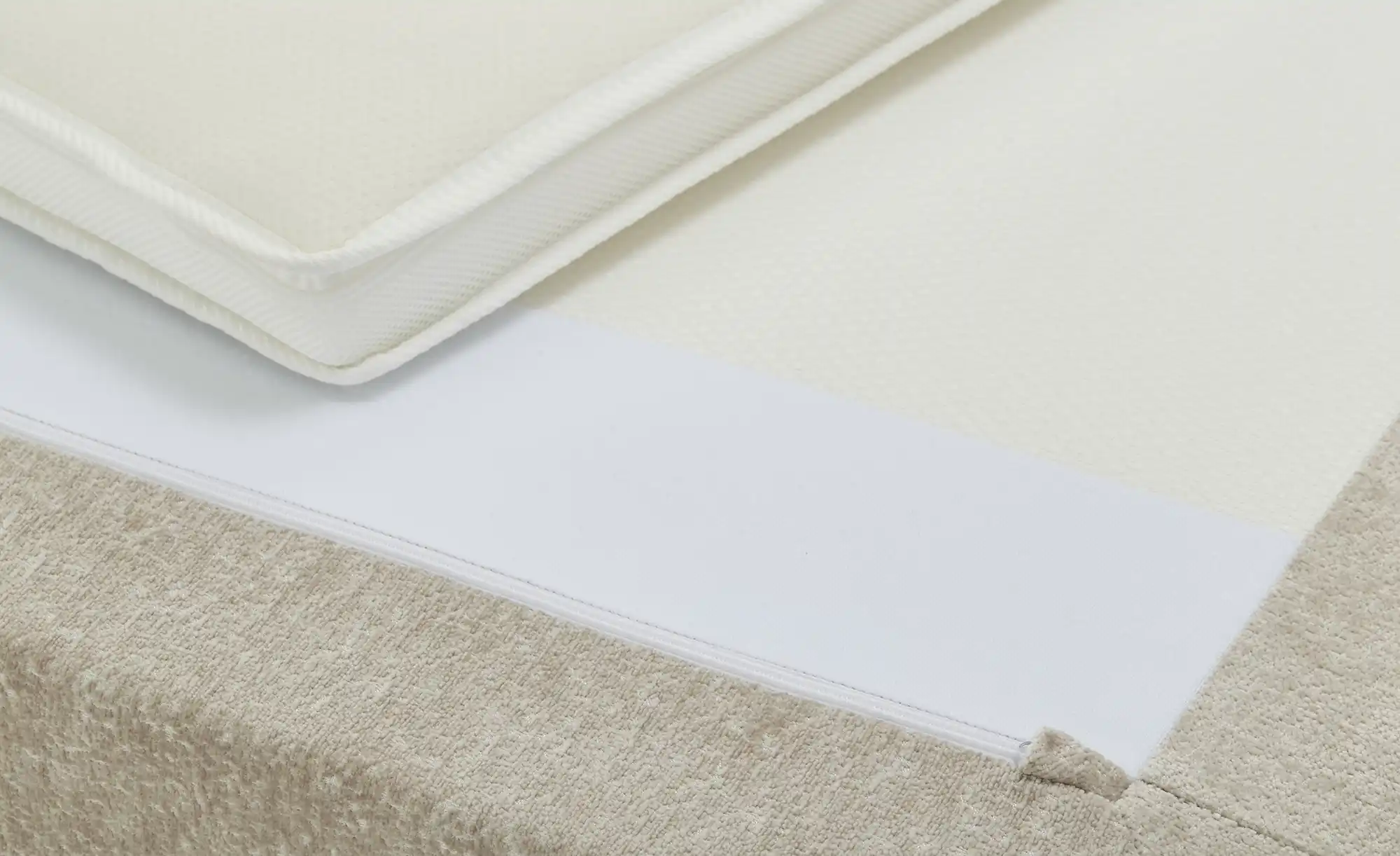 SKAGEN STUDIO Boxspringbett Voodie