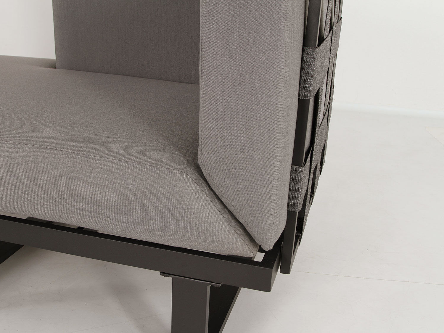 Daybed Sarah 2 Loveaseats mit Beistelltisch