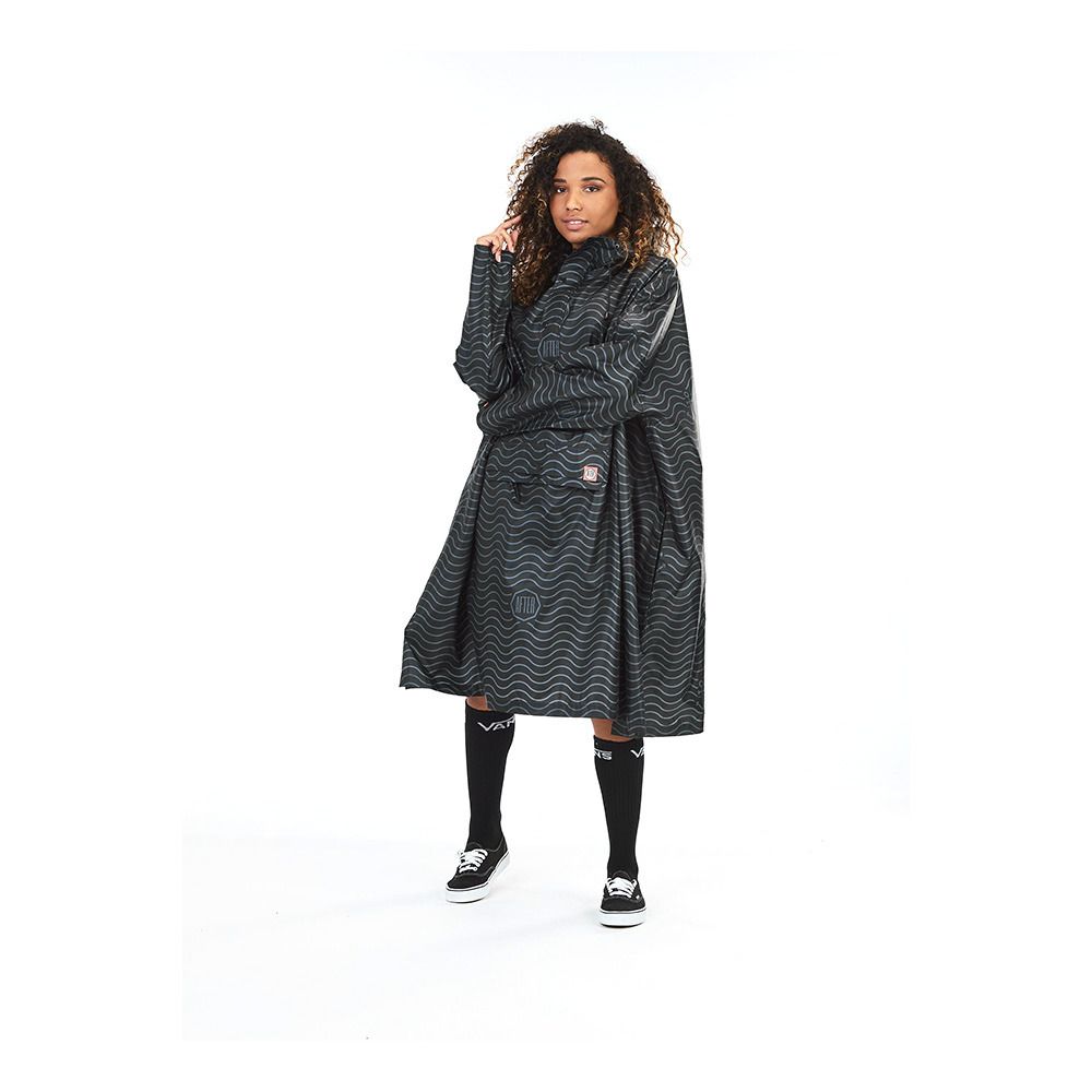 After Essentials RAIN - Poncho wave