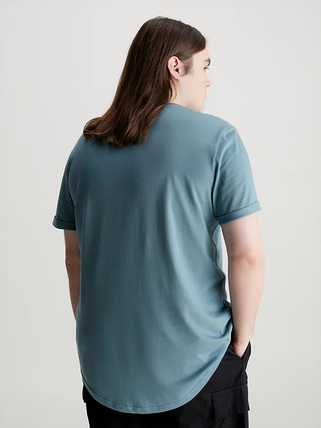 Camiseta plus size de algodão com brasão
