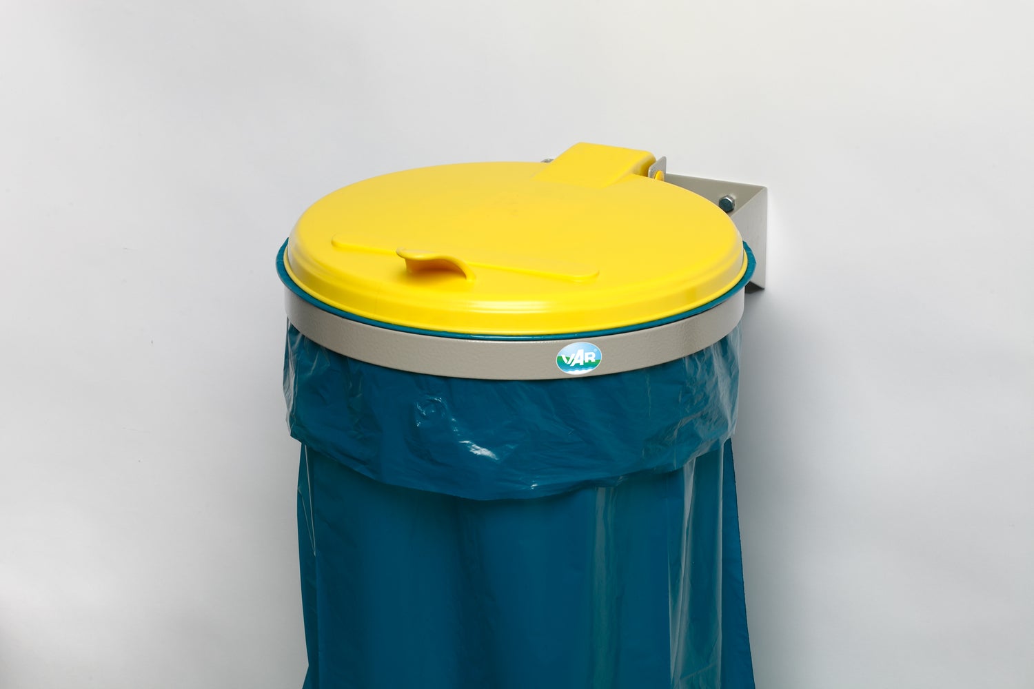 PROREGAL Robuuste afvalbak voor recycling, 1 compartiment, wandmontage, 120 liter, B x D 50 x 51 cm, staal, grijs/geel