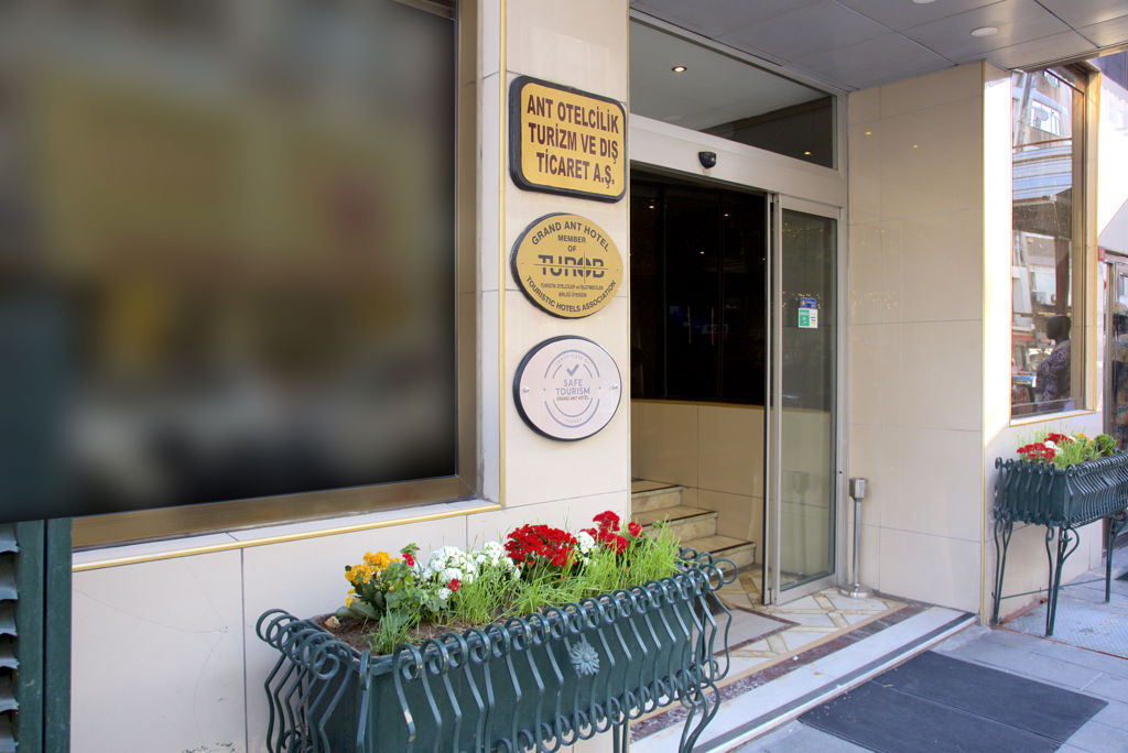 Grand Ant Hotel Logies en ontbijt - Hotel