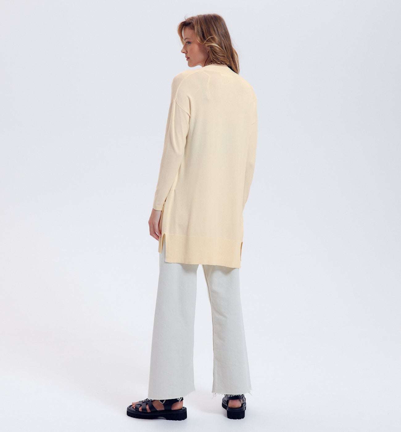 Long gilet en maille fine - Ecru