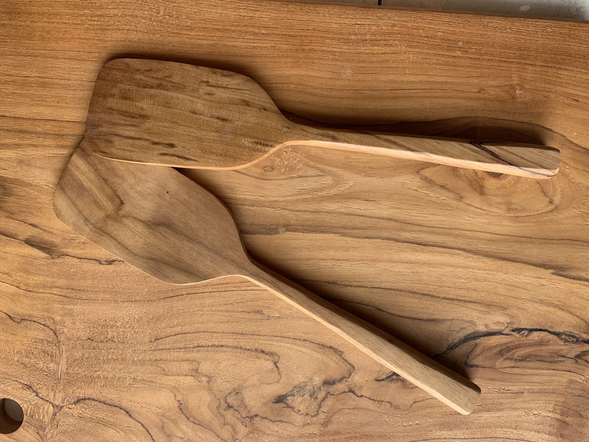 Pfannenwender aus 'Teak', L 28 cm, B 6 cm zu 4,80