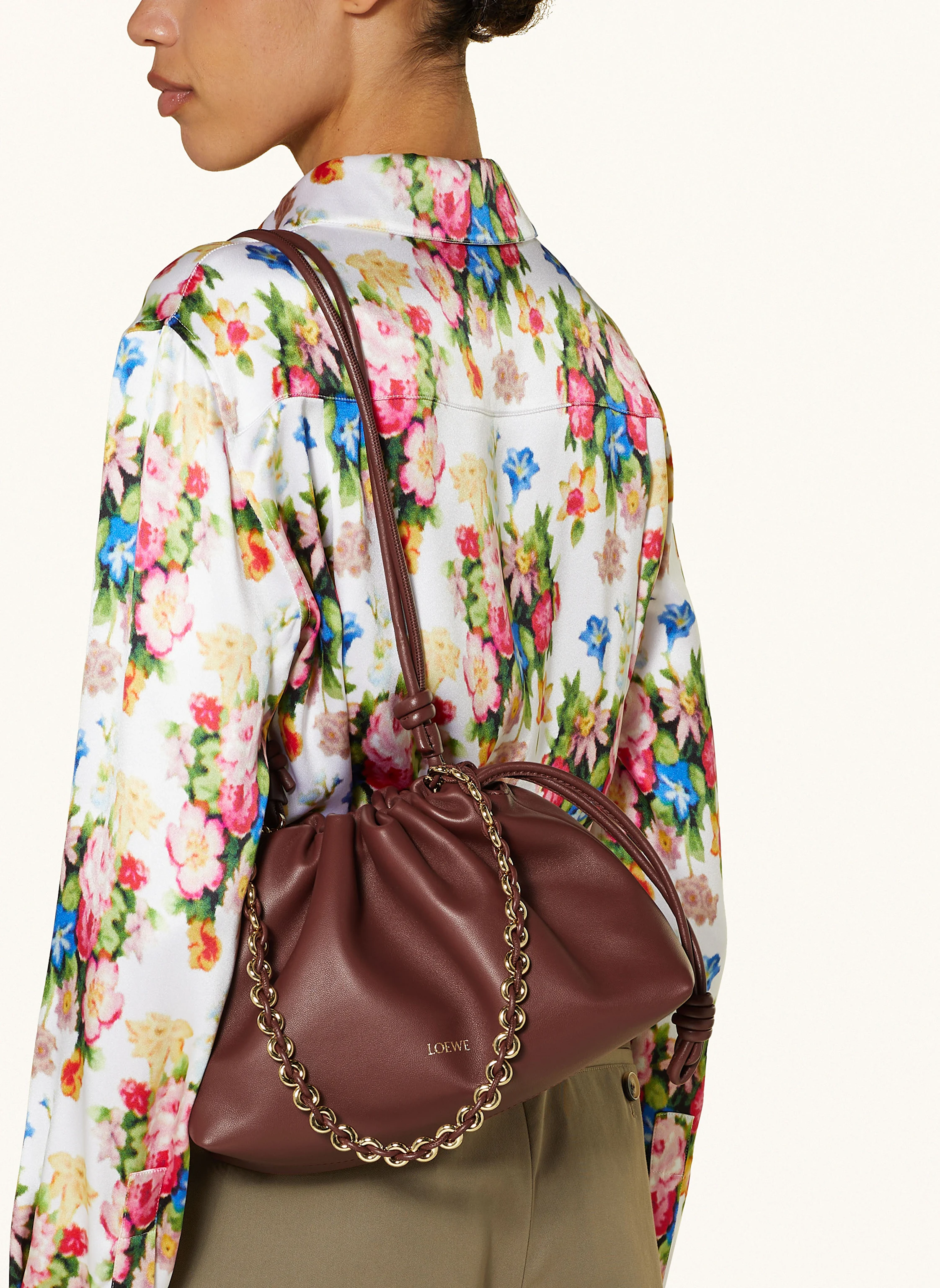 LOEWE Clutch FLAMENCO