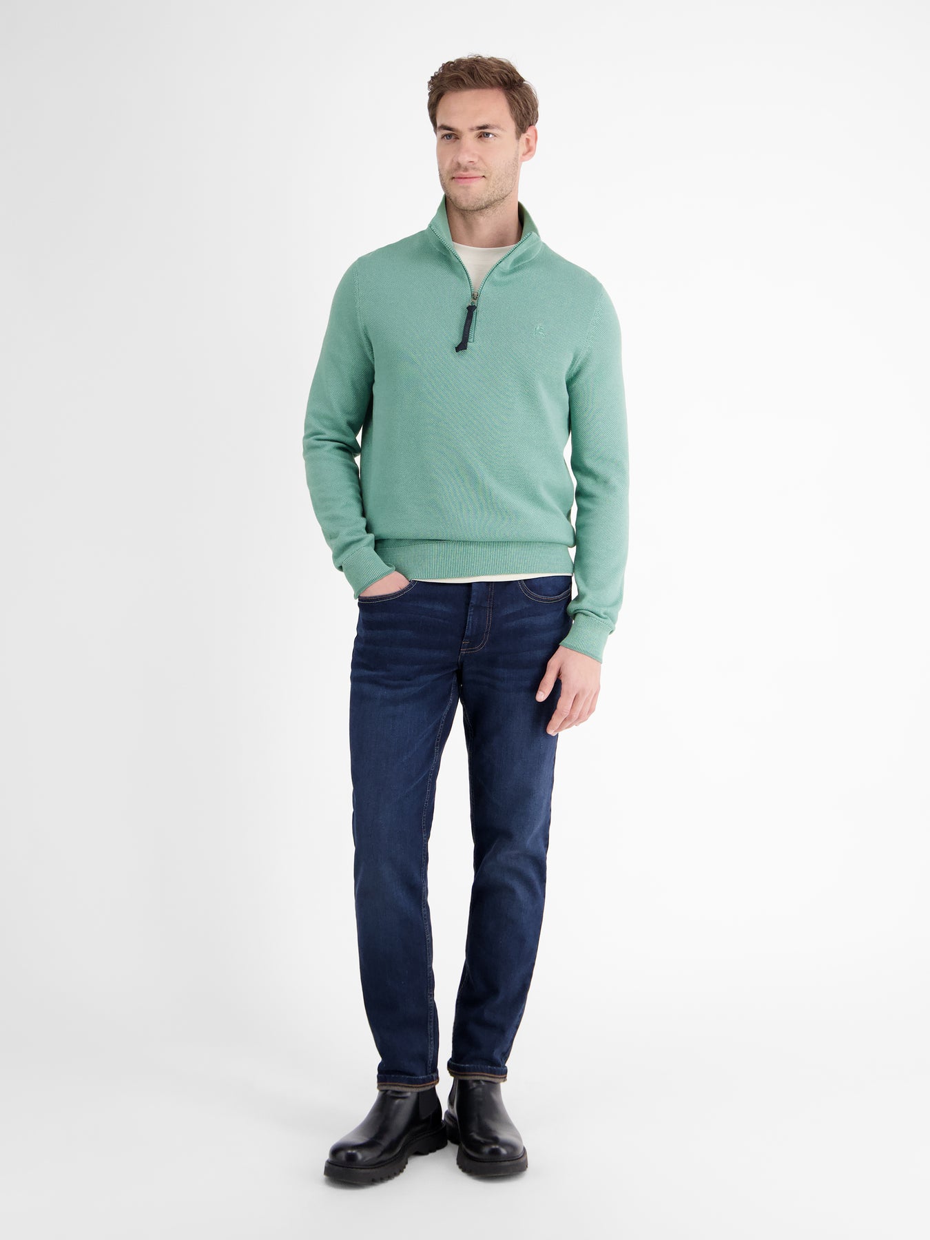 Herren Stricktroyer in lebendiger Optik
