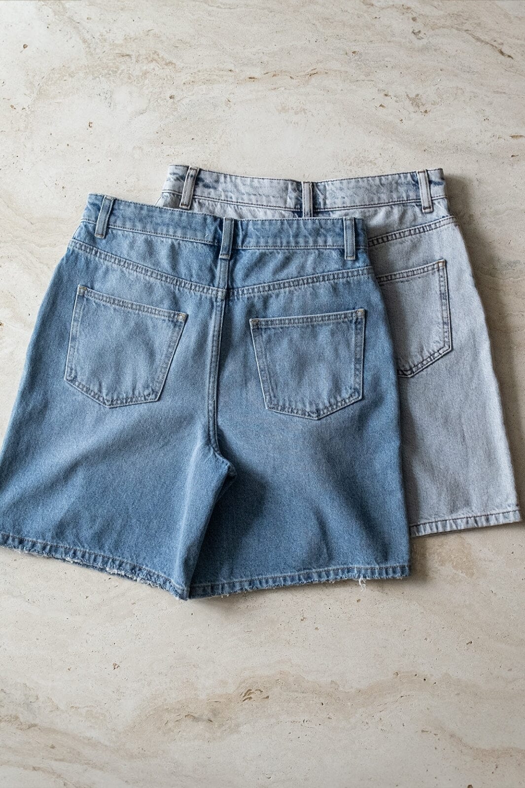 Neo Noir Coast D Shorts smoke blue