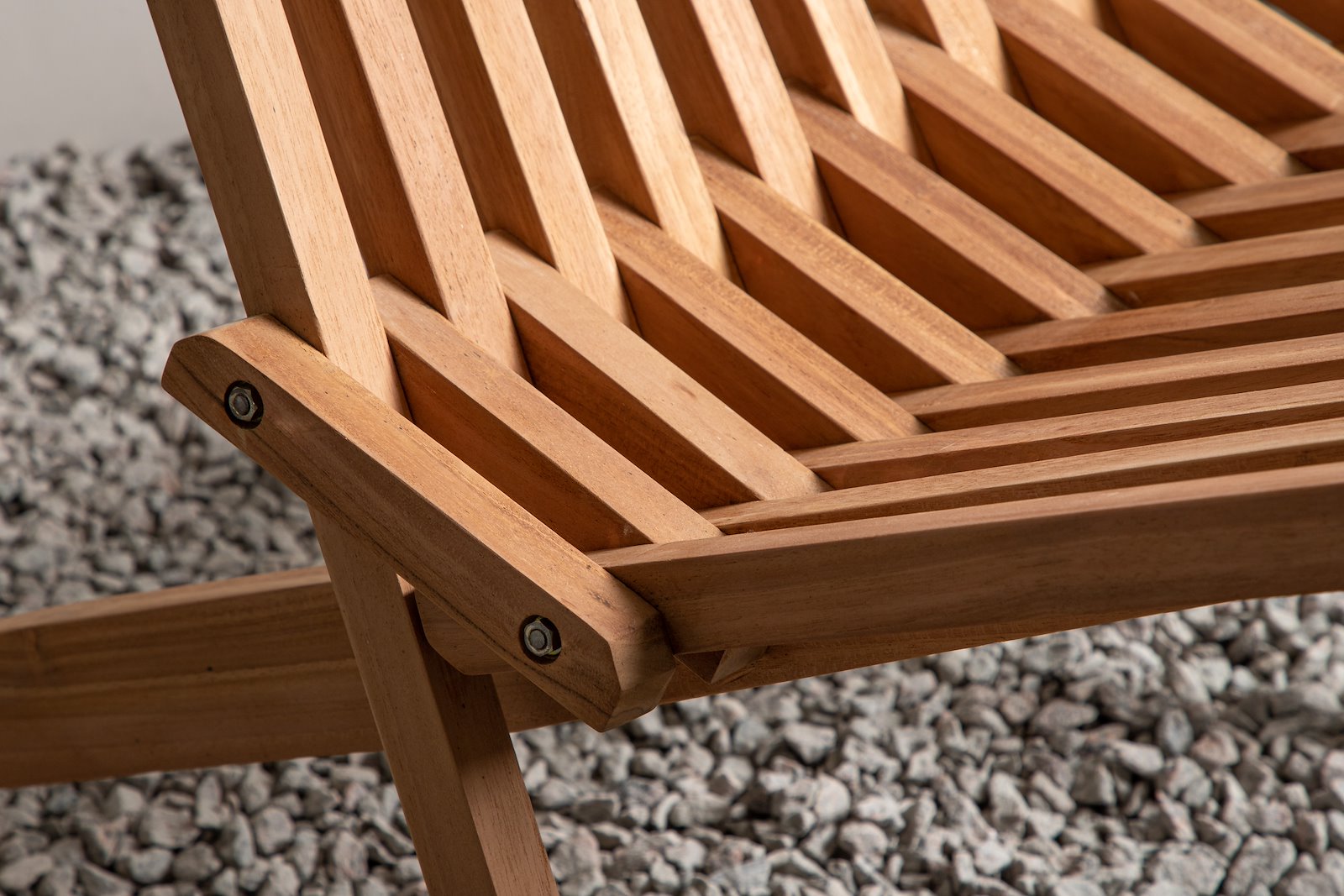 Kenya hagestol Heltre teak, inkl beige nakkepute