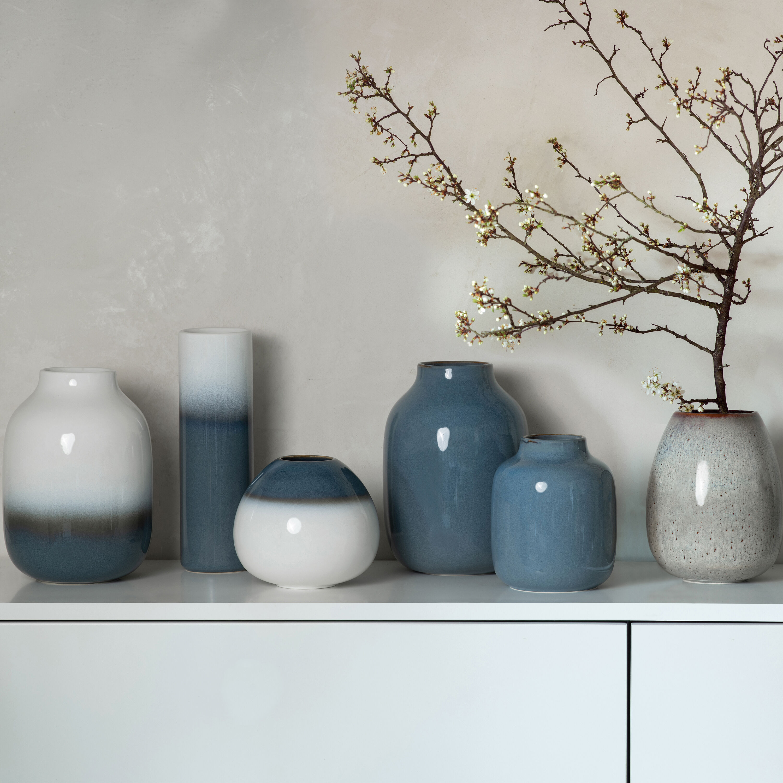 Lave Vase Blue, 6.2'' x 8.7'', earthenware