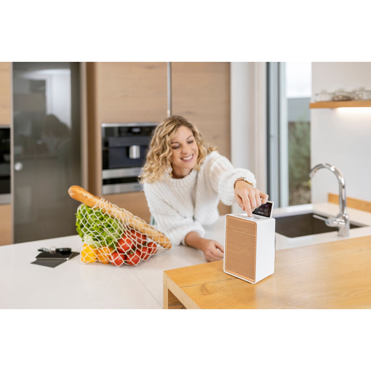 Pure Evoke Spot Wood Edition digitalradio (hvit)