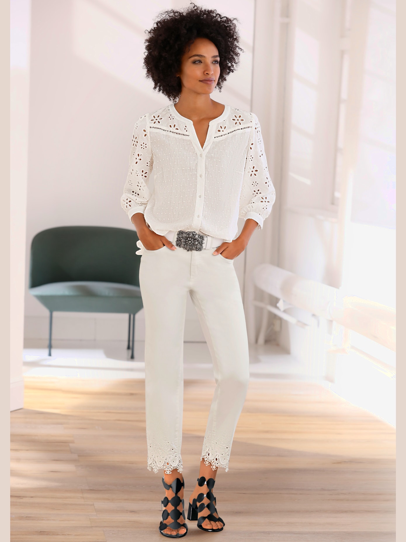 Chemisier look tendance avec ourlet arrondi