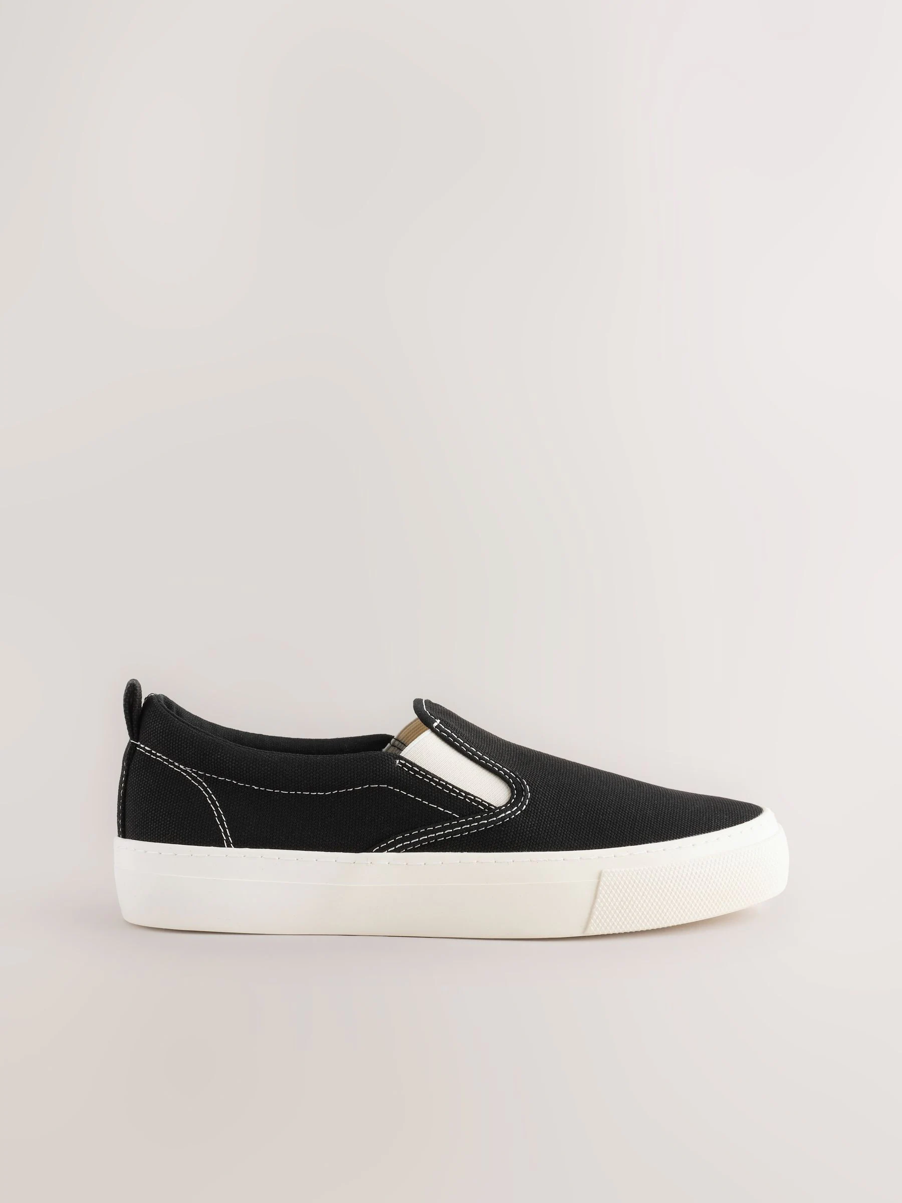 Zwart - Slip On Canvas Skater Trainers
