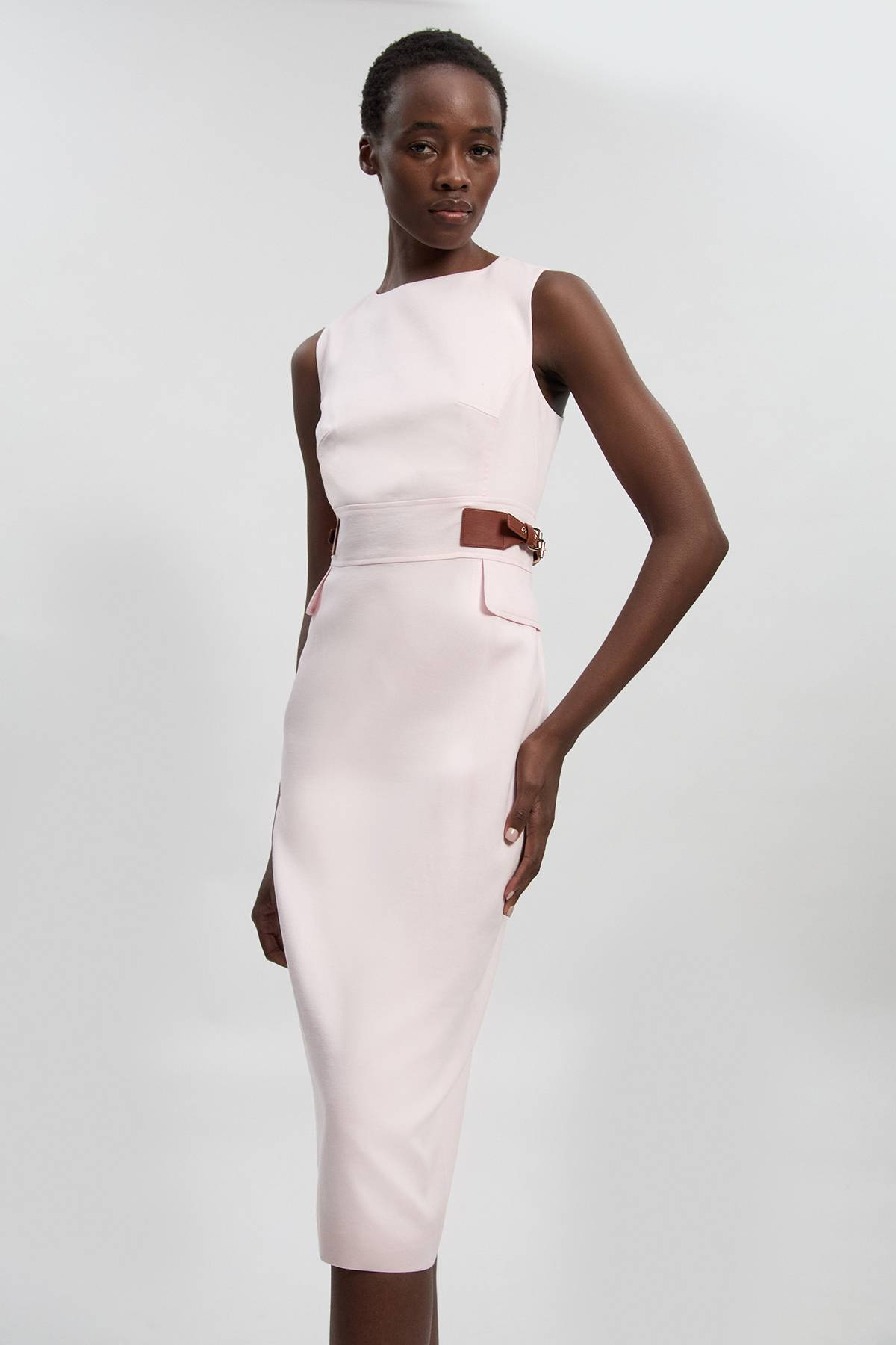 KarenMillen Robe Crayon Mi-longue Cintrée En Lin Avec Ceinture À Patte Petite