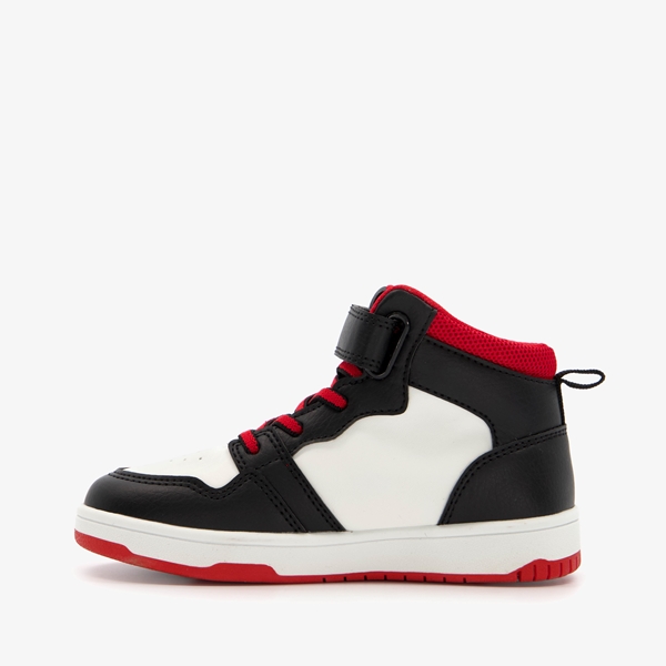 Blue Box hoge jongens sneakers zwart/rood