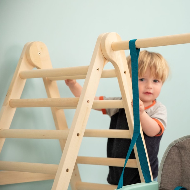 Active Tots - Holz Kletterdreieck mit Schaukel