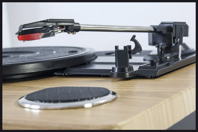Madison Pladespiller med USB & Bluetooth