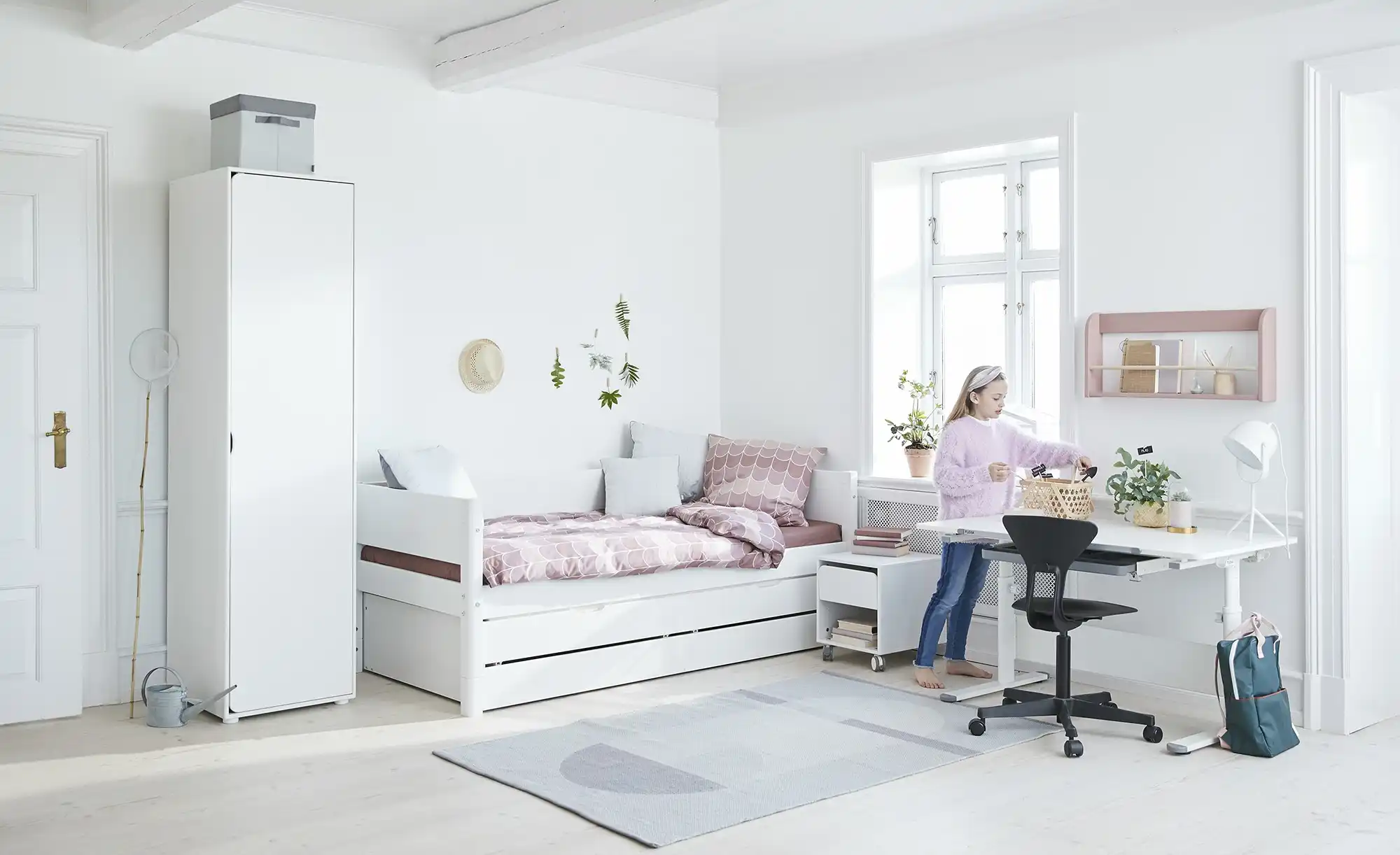 FLEXA Bett mit Ausziehbett und 2 Schubkästen Flexa White