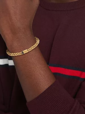 Pulseira de correntes entrelaçadas banhada a ouro