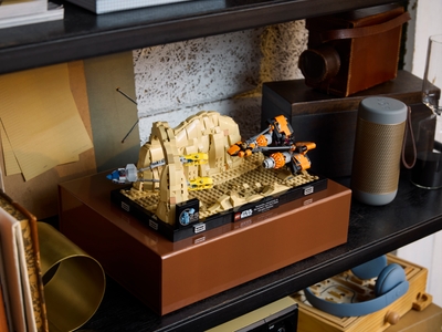 LEGO Mos Espa Podrace™ diorama (75380)