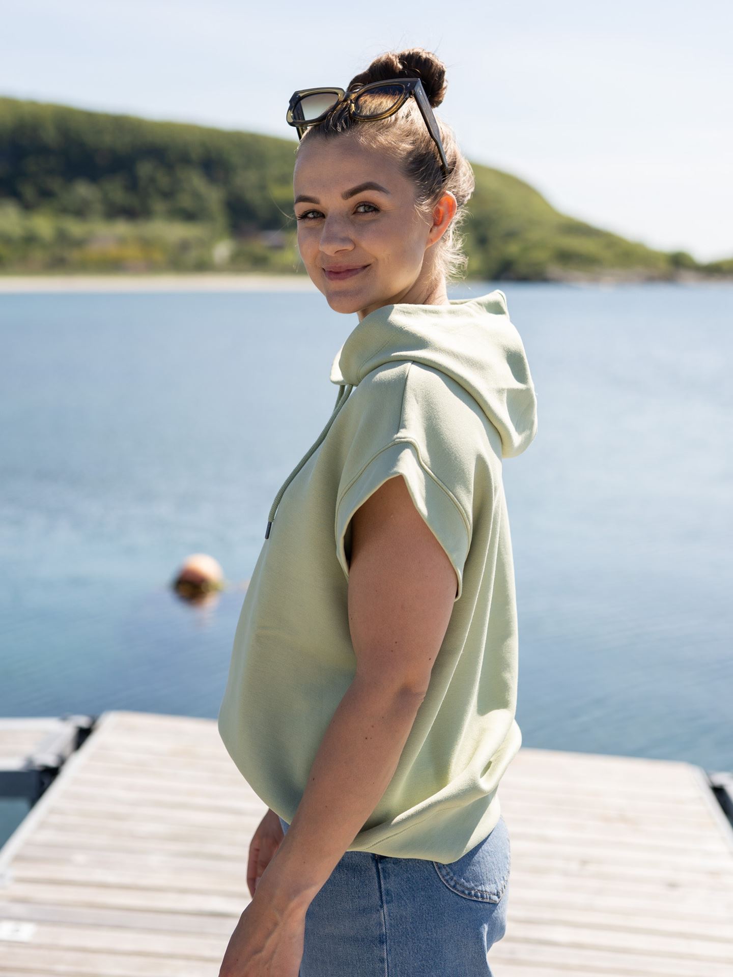 Ima Sleeveless Hood Sweatshirt