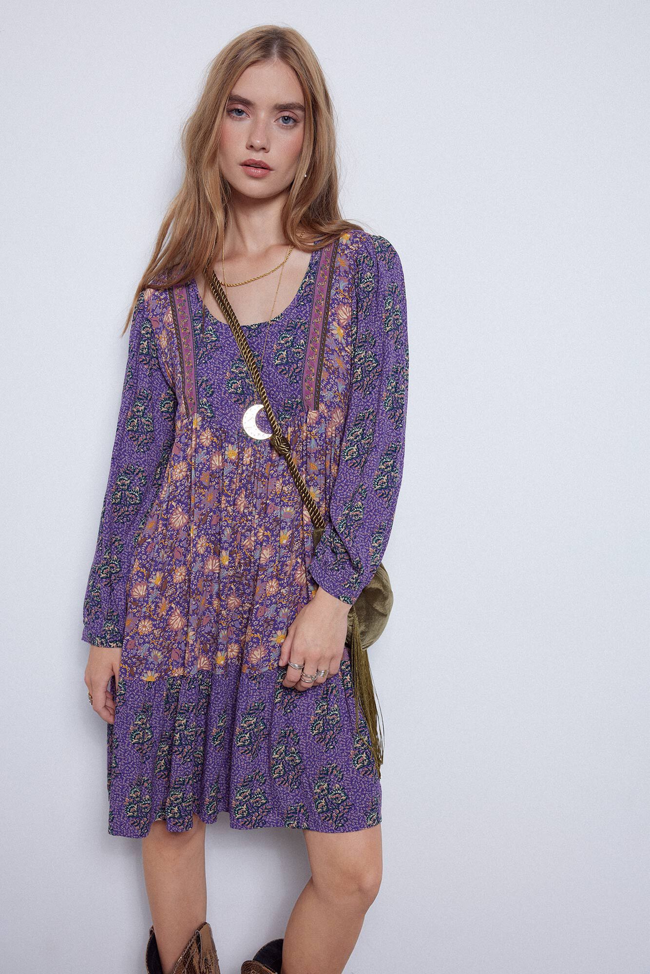 vestido curto estampado