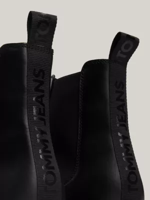 Botas Chelsea de couro com fita de logotipo repetida