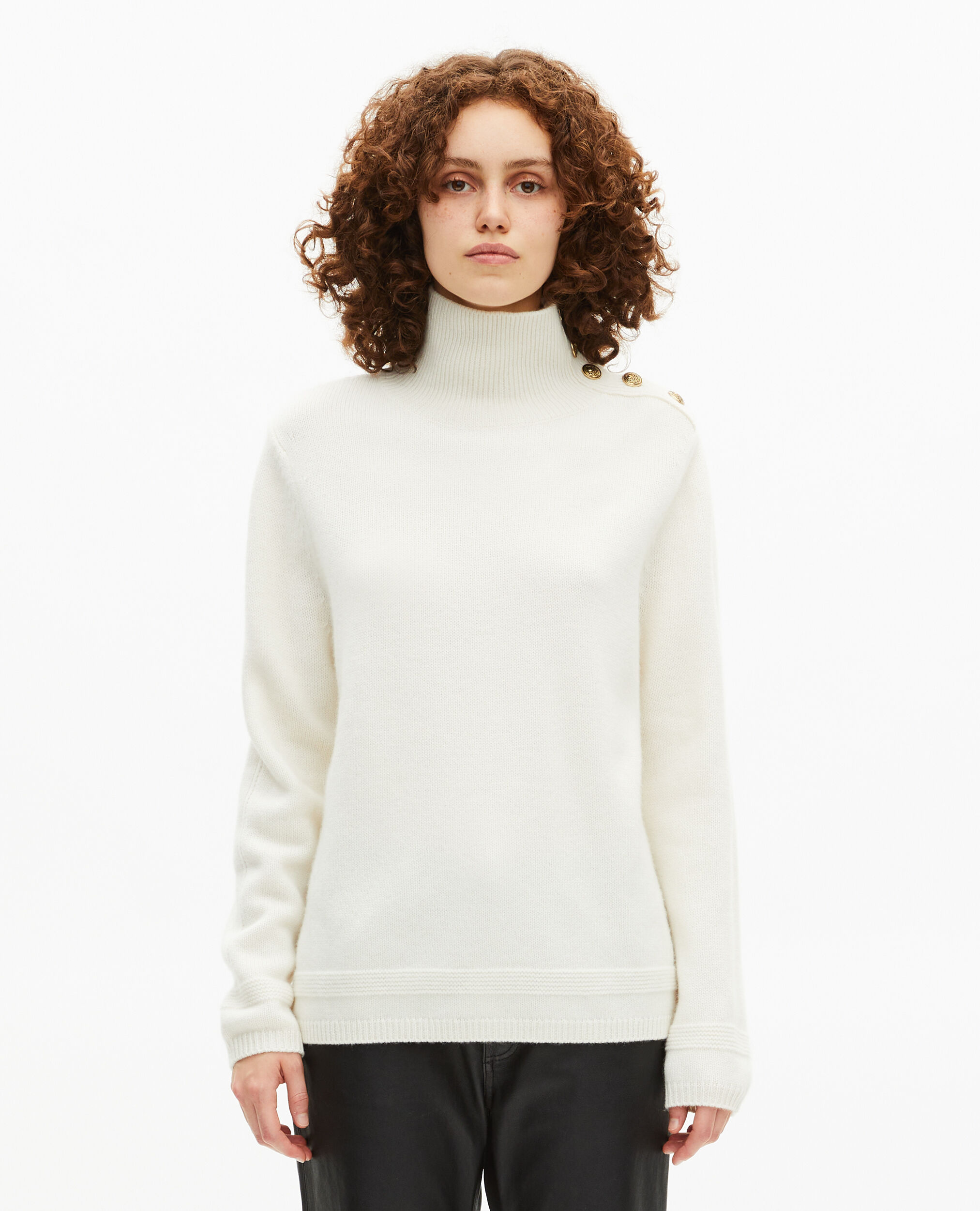 Pull col montant en laine écru