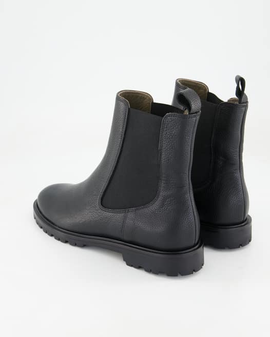 Konstantin Starke M141 Chelsea Boots in Schwarz