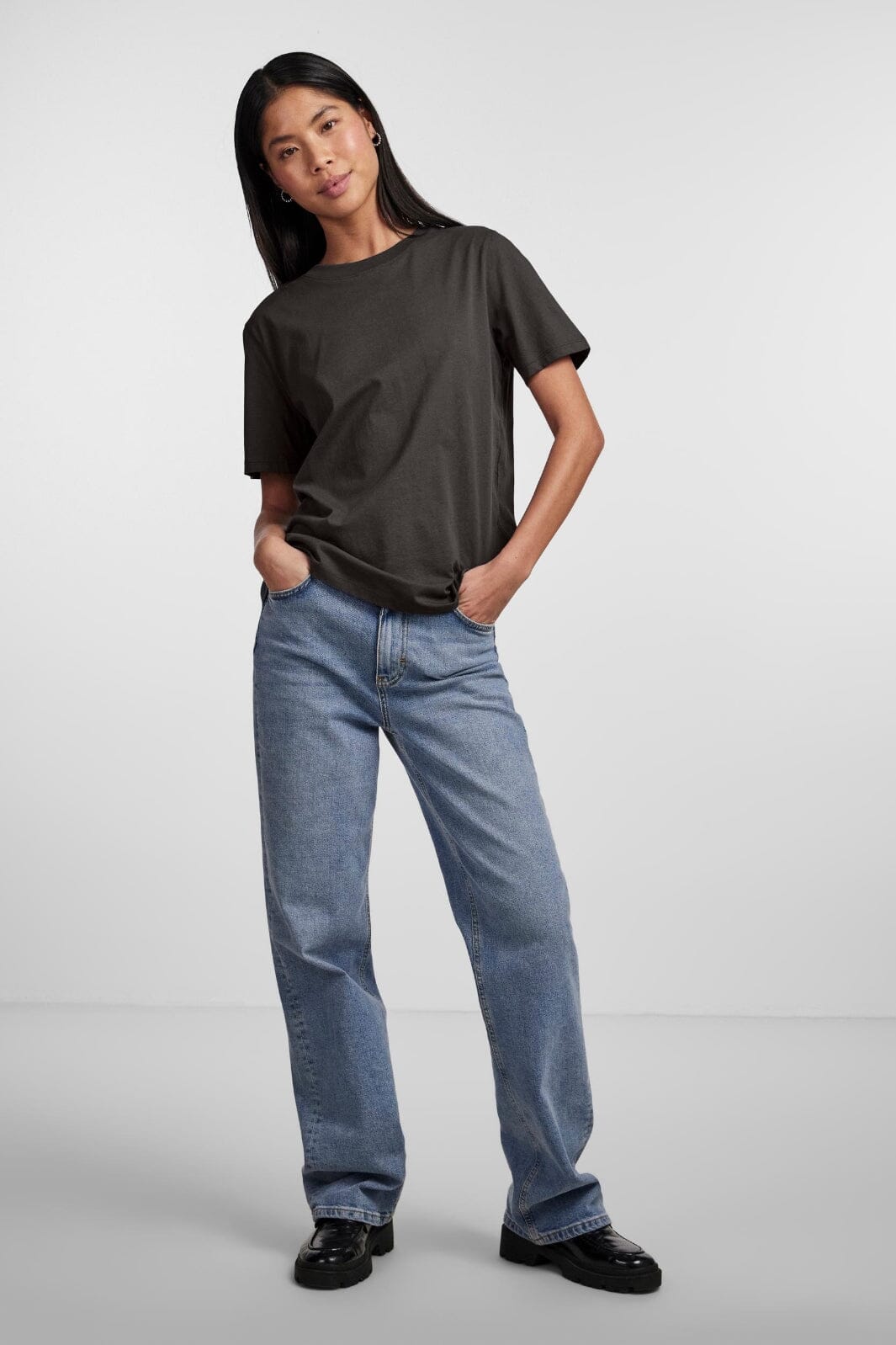 Pieces Pcria Ss Solid Tee 4280156 black