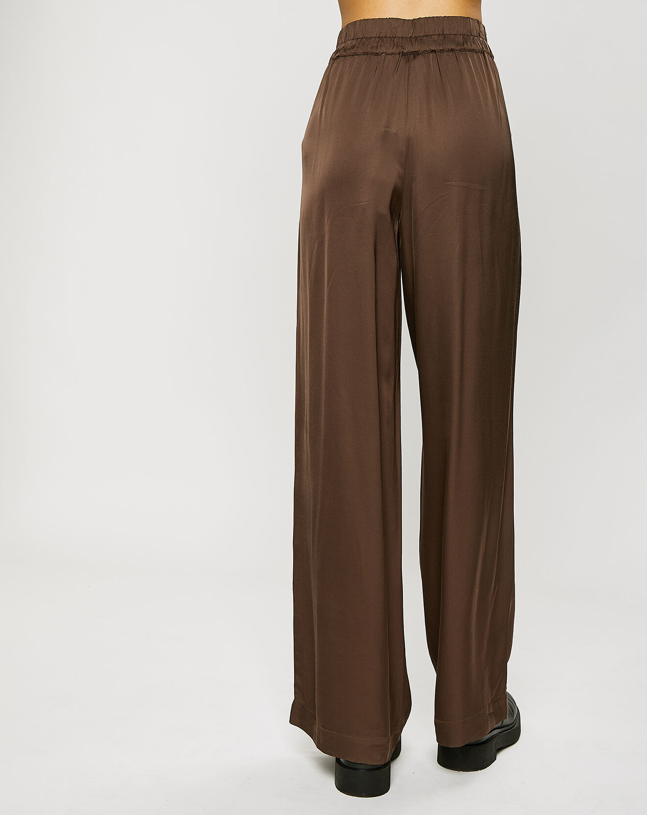 Esprit Pantalon en satin fluide à jambes larges marron