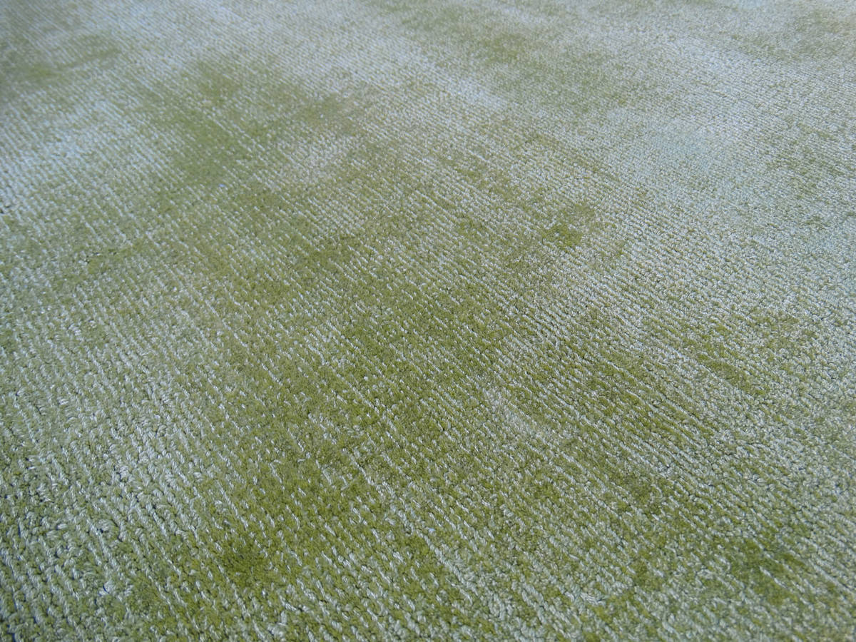 Teppich LUXURY 100 - edelgrün - 120x170 cm