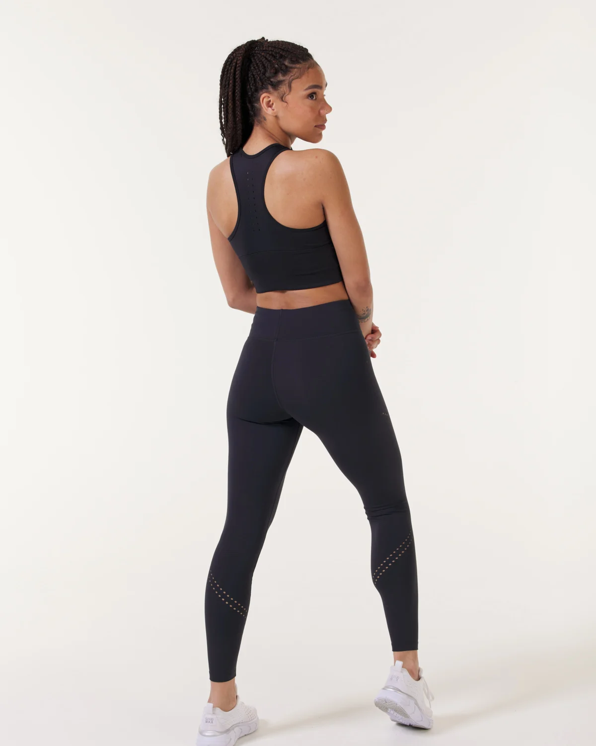 LEVITY Breeze Lasercut Tights Black