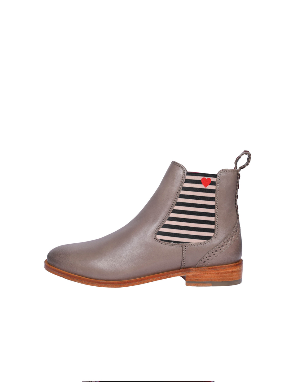 CHELSEA BOOT SUVI MIT STREIFEN UND HERZC