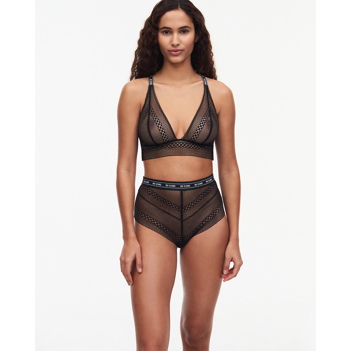 CHANTELLE X<br>Calcinha alta de renda Sem ícones