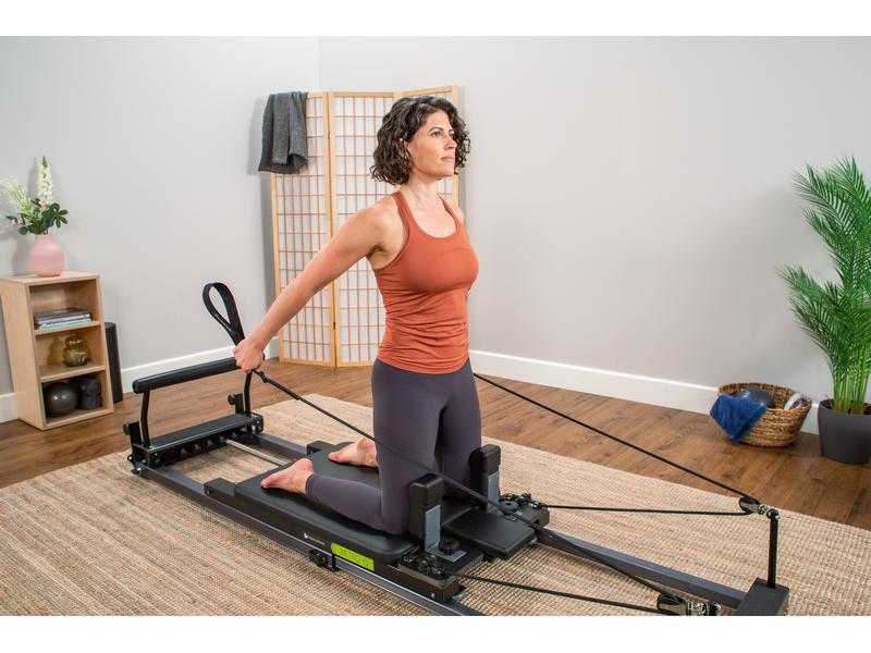 Pilates Reformer Metro IQ Wheelbarrow wheels Speziell für das Heimtraining entwickelt