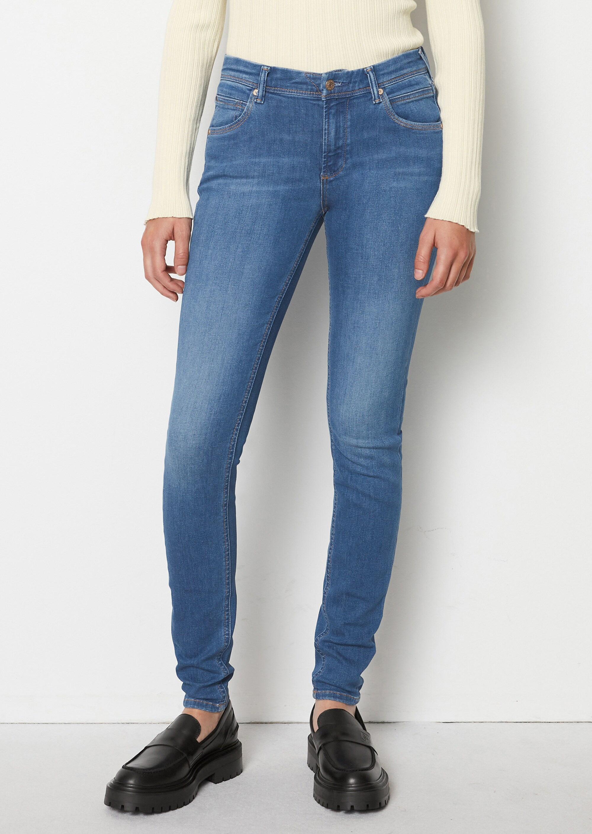 Jeans Modell ALVA slim aus Organic-Cotton-Mix-Stretch