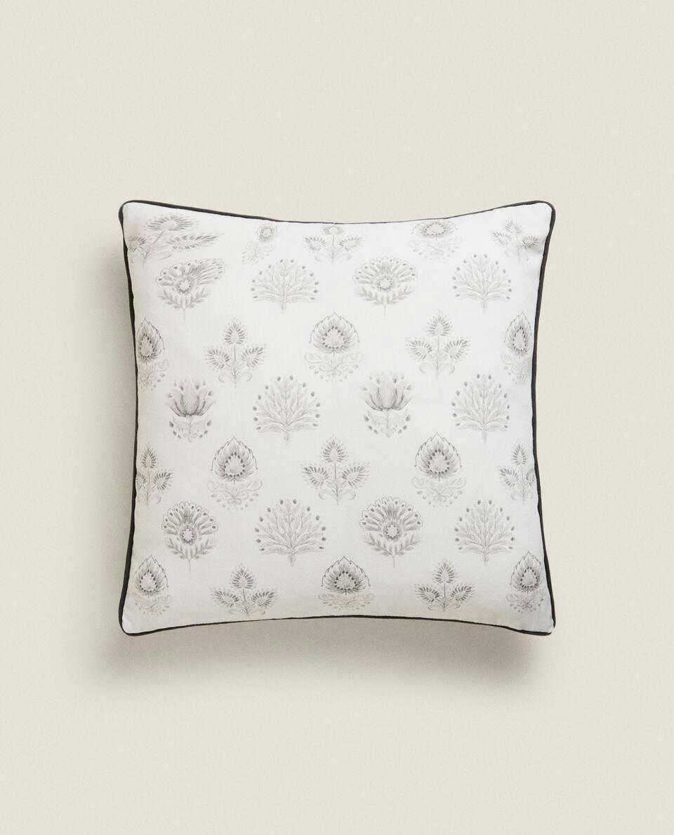 CAPA DE ALMOFADA COM ESTAMPA FLORAL