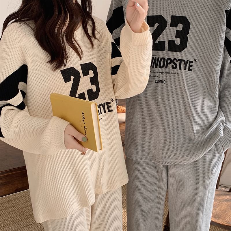 Siensien - Bijpassende pyjamaset voor koppels: top met lange mouwen en nummering + broek