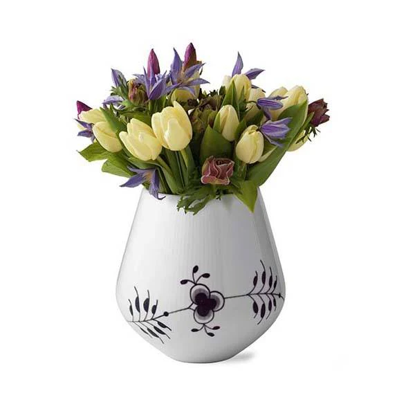 Royal Copenhagen  Sort Mega vase - 20,5 cm.