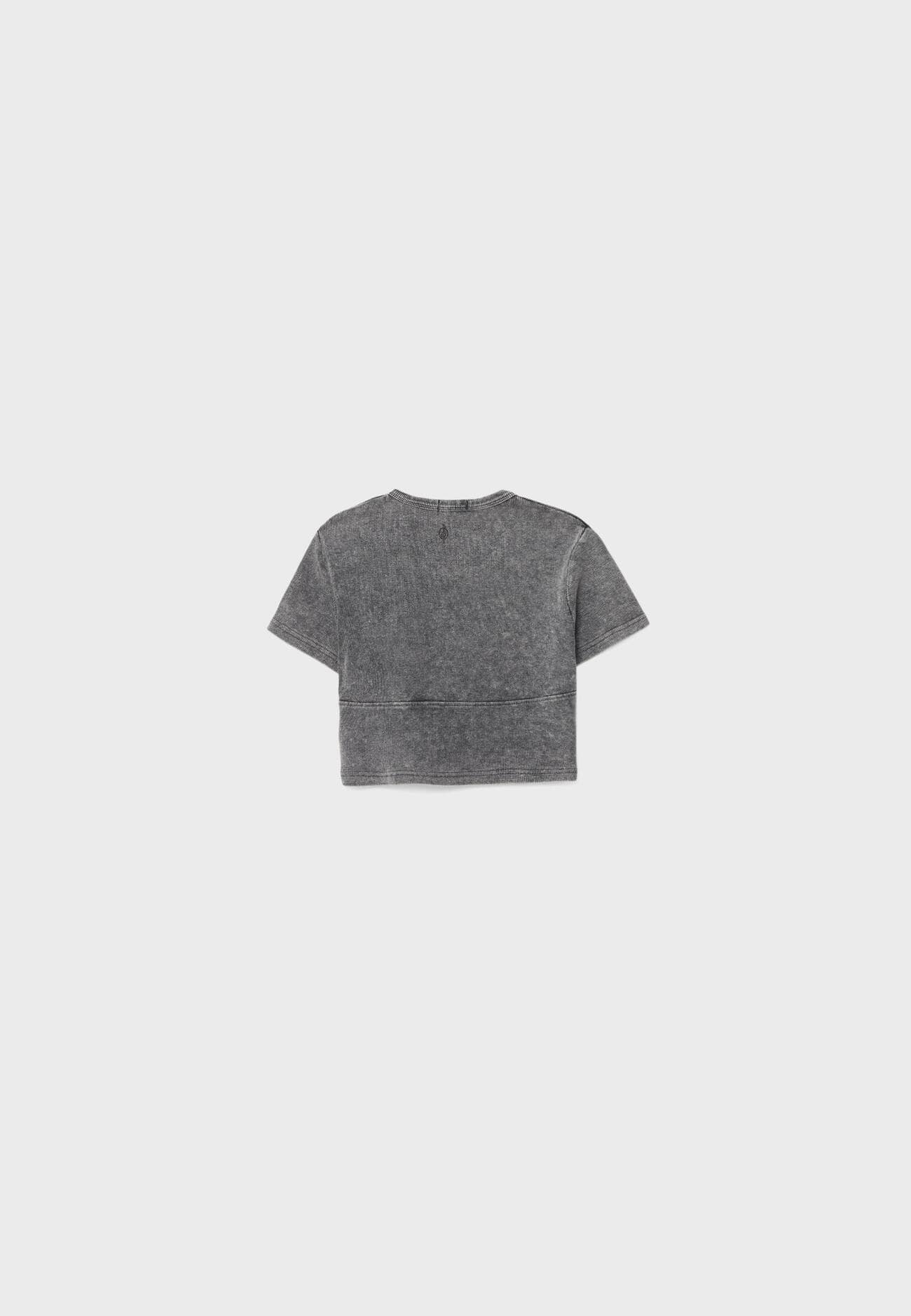 Camiseta de manga curta com efeito desbotado