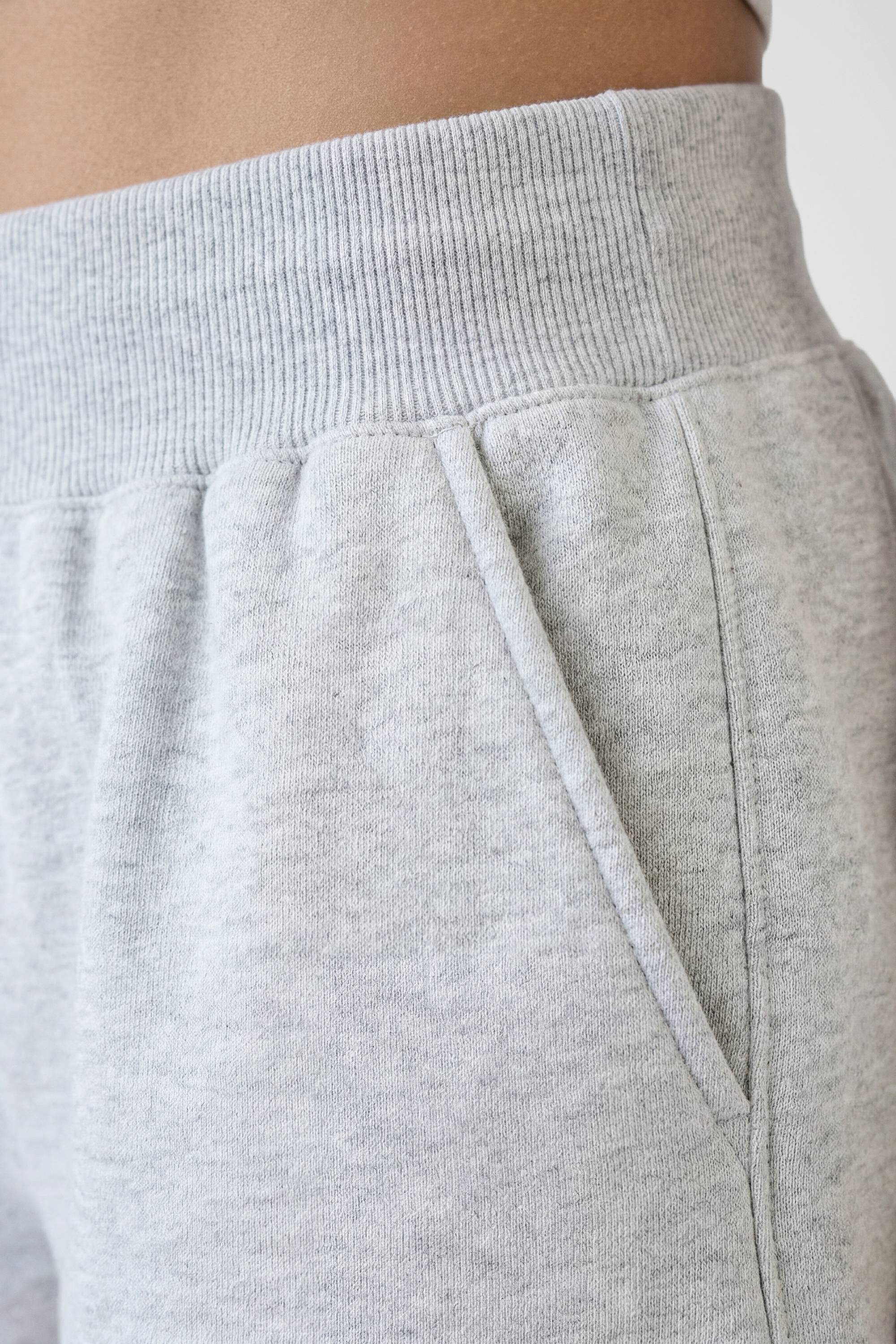 boohoo Short Molleton Taille Côtelée