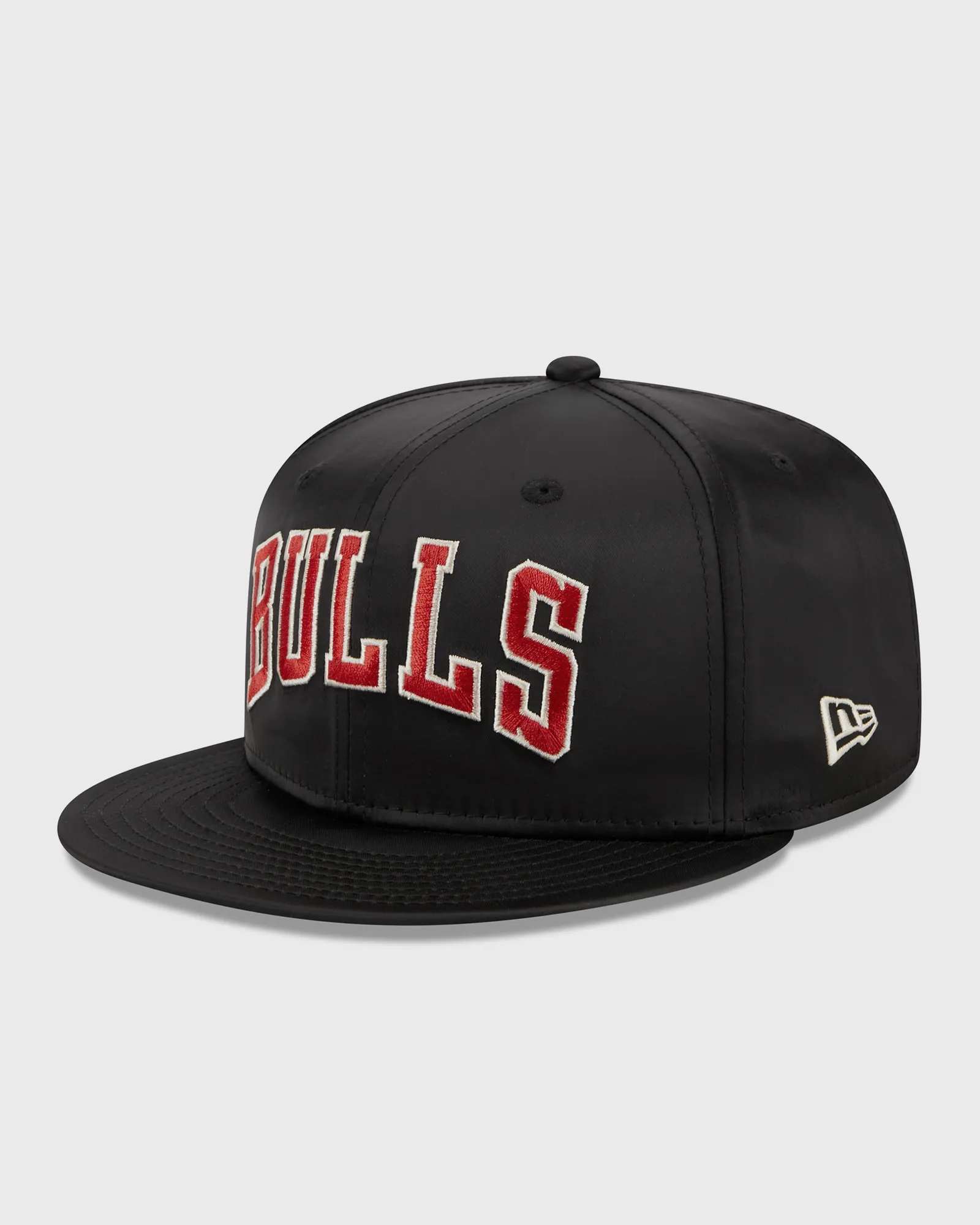 New Era SATIN SCRIPT 18603 CHICAGO BULLS OTC