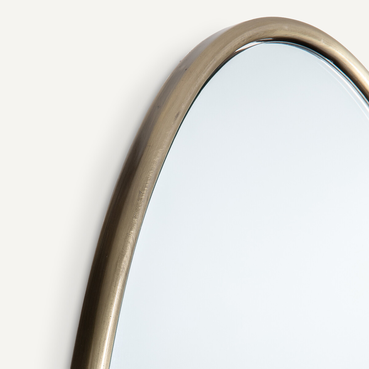 AM.PM<br>Espelho oval sobre base de metal, 170 cm de altura, Koban