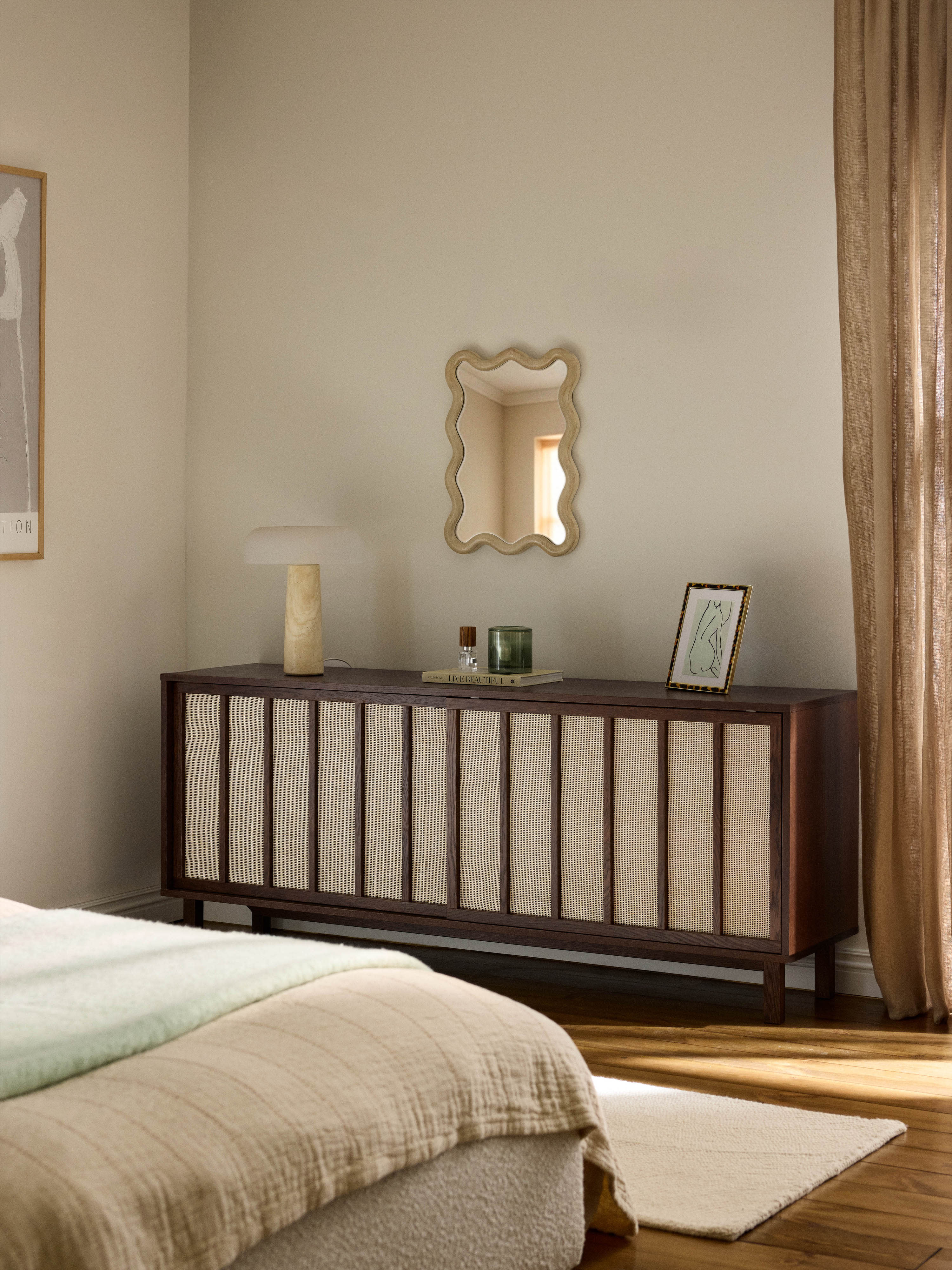 Dressoir Echo met rotan voorzijde