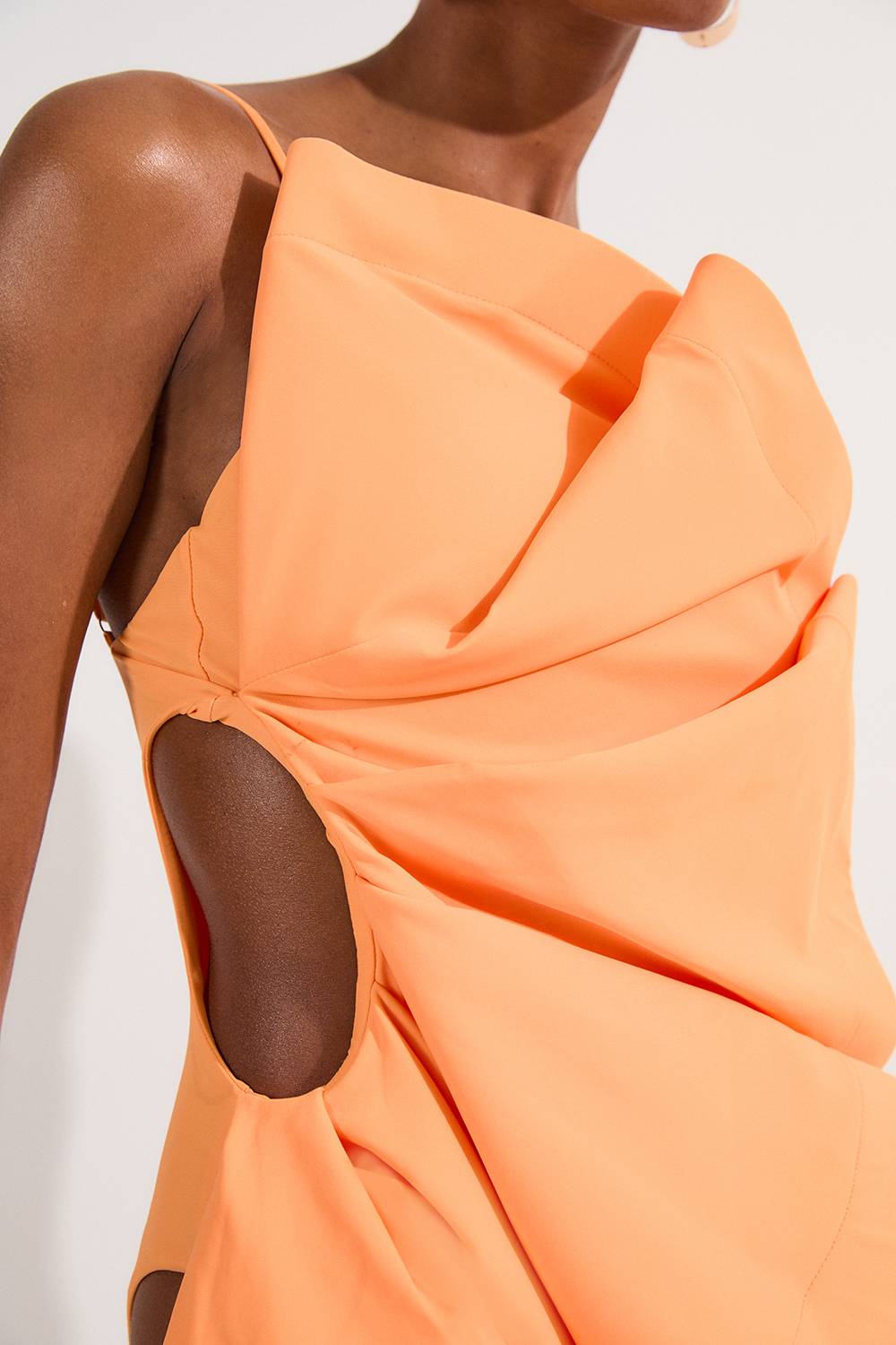 KarenMillen Maillot de bain jambe haute à volants dramatiques et à brides