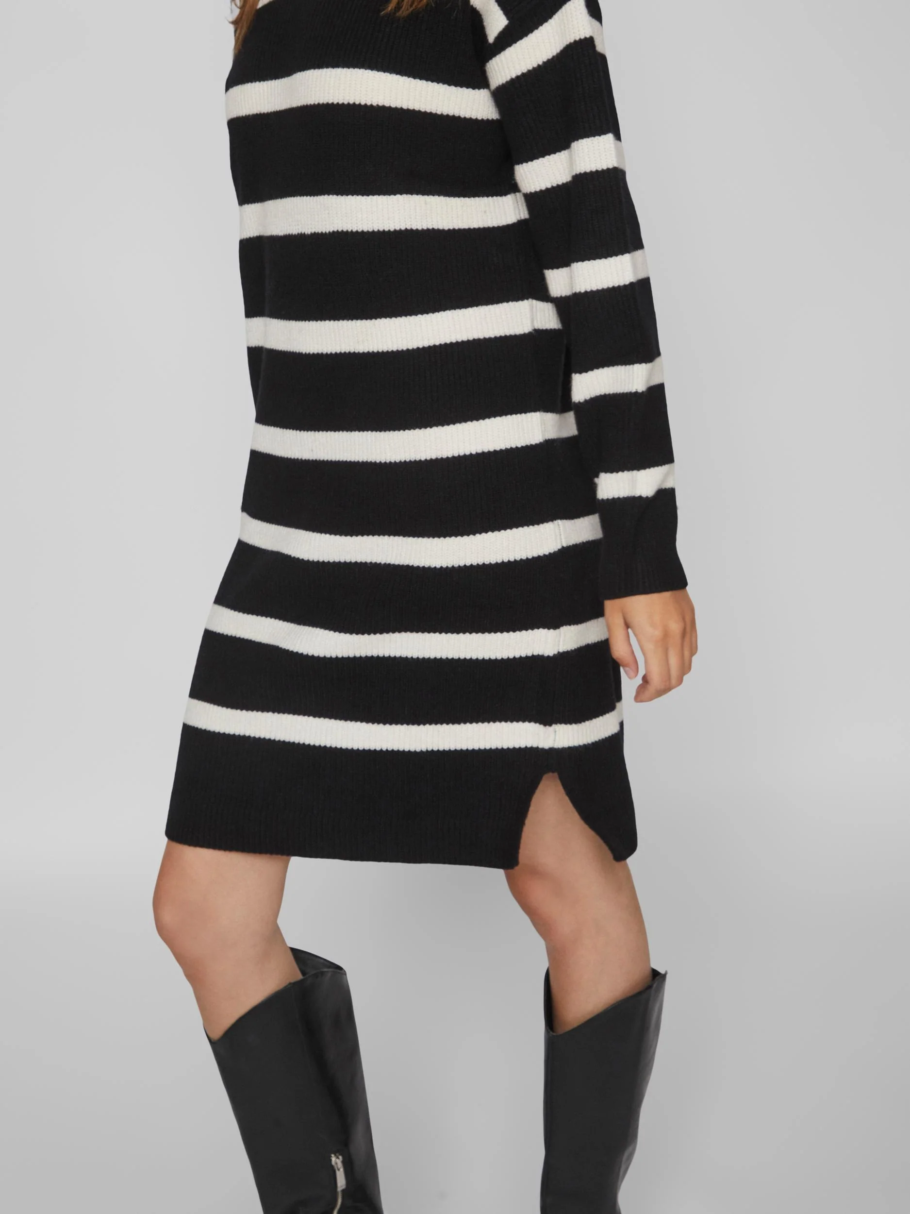 Vila  Viril mockneck strikkjole - sort/hvid