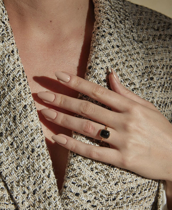 CND Gala Girl, CND VINYLUX